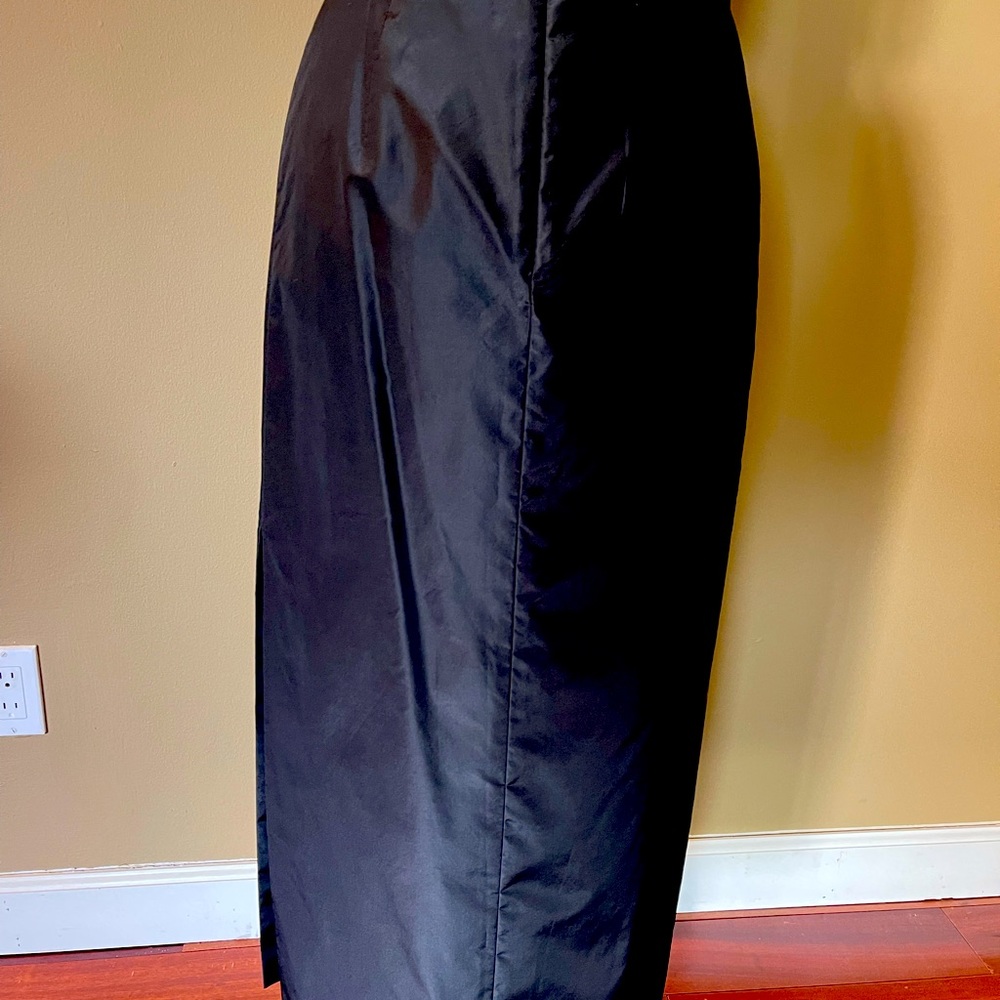 Chetta B, long black silk skirt size 4 with side opening